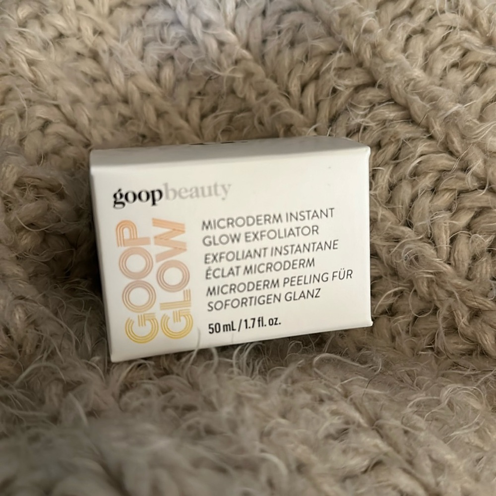 NEW Goop Glow Instant Exfoliator